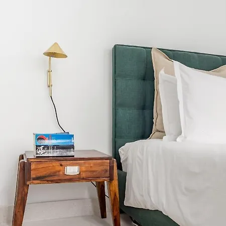 Decompress At A Tranquil, Minimal Urban Oasis With An Edge *