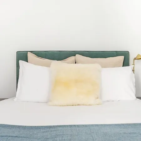 아파트 Decompress At A Tranquil, Minimal Urban Oasis With An Edge *
