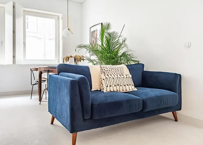 Decompress At A Tranquil, Minimal Urban Oasis With An Edge Appartamento Oporto